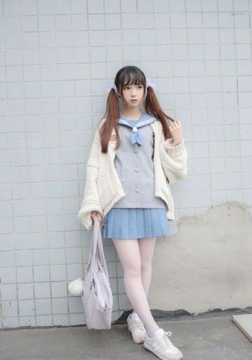 丰满的邻居在线观看完整免费版_1080在线观看电视