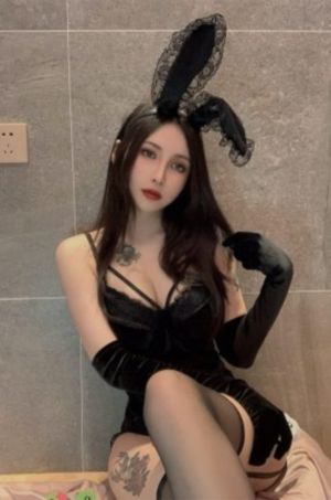 交换的一天在线观看_中英字幕1080